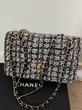 CHANEL Black & White Tweed Chain Shoulder Bag with Gold Hardware